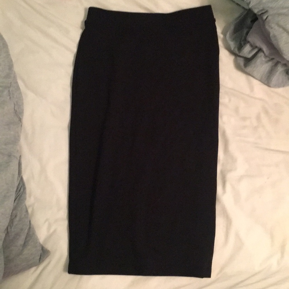 black pencil skirt